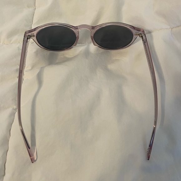 Bailey Nelson Tyler Keyhole Crystal Sunglasses - Picture 2 of 8